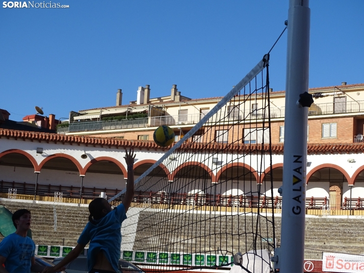 Una imagen del coso de San Benito esta tarde de domingo. 