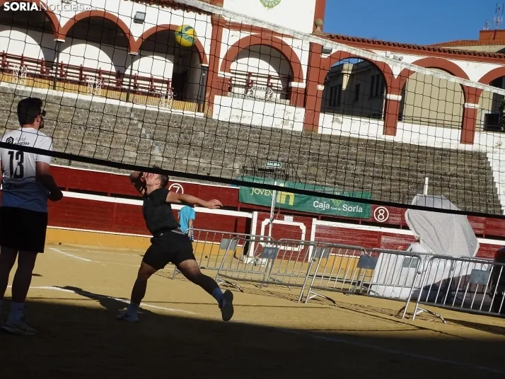 Una imagen del coso de San Benito esta tarde de domingo. 