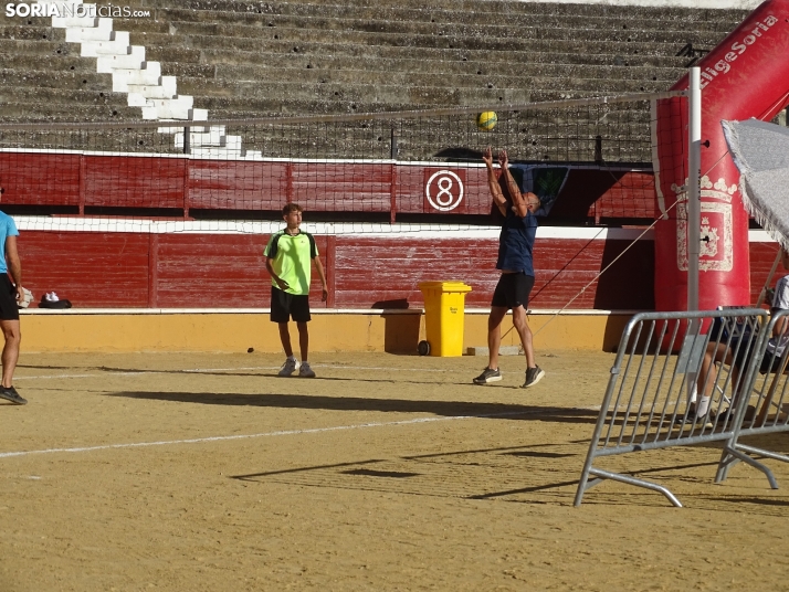 Una imagen del coso de San Benito esta tarde de domingo. 