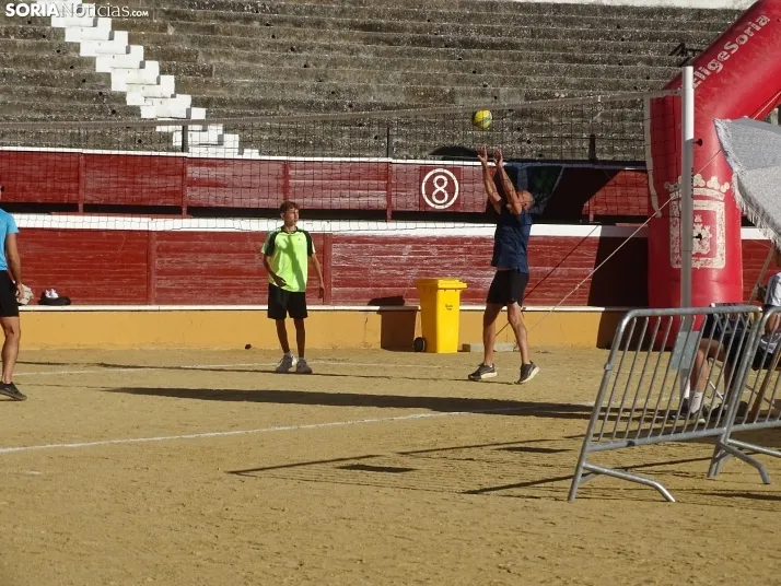 Una imagen del coso de San Benito esta tarde de domingo. 