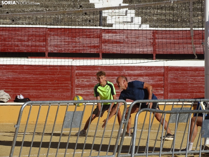 Una imagen del coso de San Benito esta tarde de domingo. 