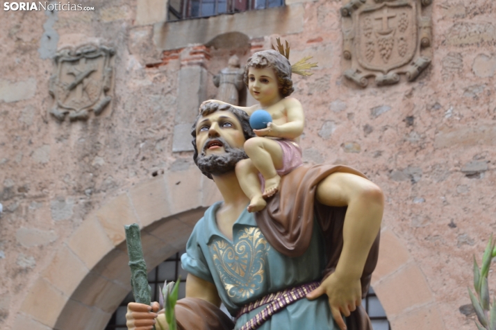 Fotos: Cientos de veh&iacute;culos son bendecidos en Soria por el D&iacute;a de San Crist&oacute;bal