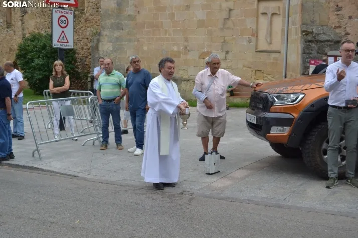Fotos: Cientos de veh&iacute;culos son bendecidos en Soria por el D&iacute;a de San Crist&oacute;bal
