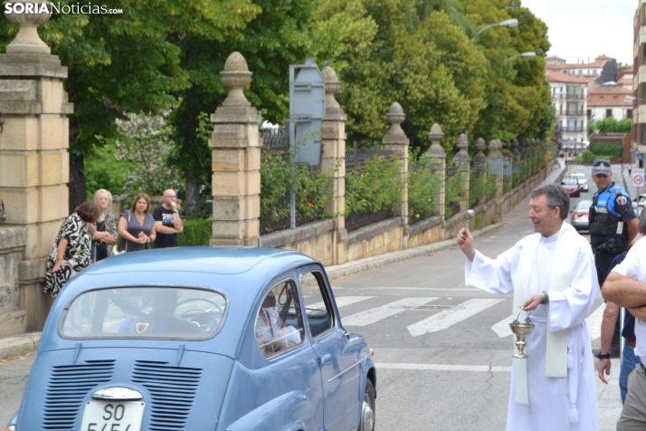 Fotos: Cientos de veh&iacute;culos son bendecidos en Soria por el D&iacute;a de San Crist&oacute;bal