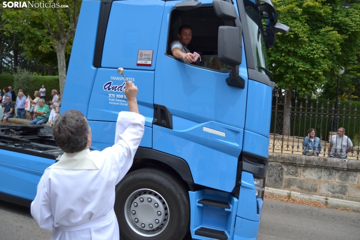 Fotos: Cientos de veh&iacute;culos son bendecidos en Soria por el D&iacute;a de San Crist&oacute;bal