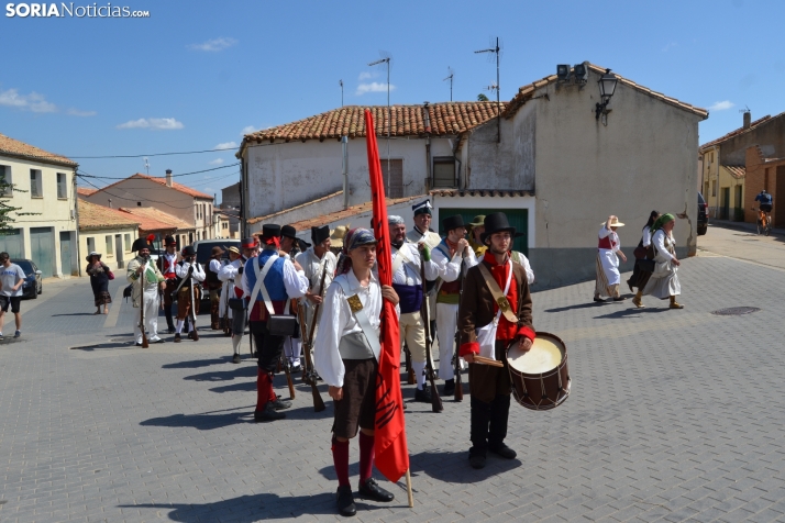 En im&aacute;genes: Almaz&aacute;n regresa a 1810 con la representaci&oacute;n de la batalla contra el ej&eacu