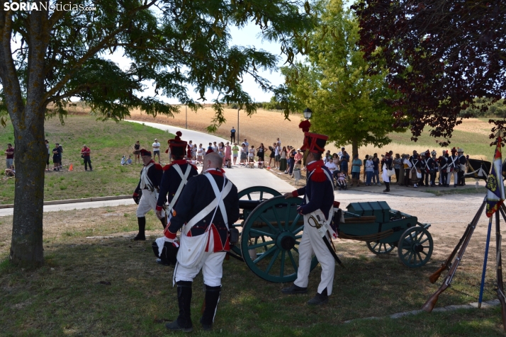 En im&aacute;genes: Almaz&aacute;n regresa a 1810 con la representaci&oacute;n de la batalla contra el ej&eacu