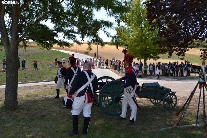En im&aacute;genes: Almaz&aacute;n regresa a 1810 con la representaci&oacute;n de la batalla contra el ej&eacu