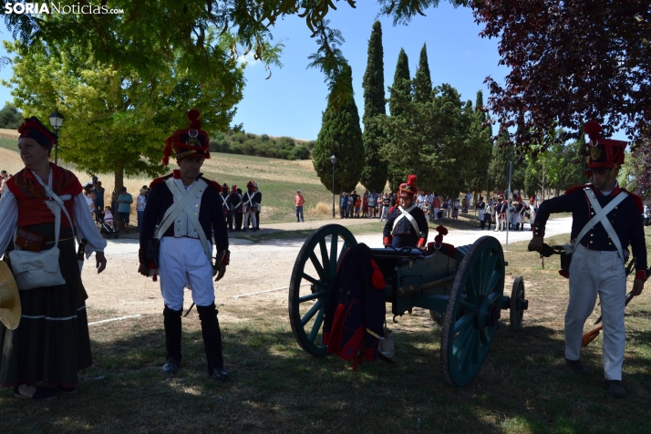 En im&aacute;genes: Almaz&aacute;n regresa a 1810 con la representaci&oacute;n de la batalla contra el ej&eacu