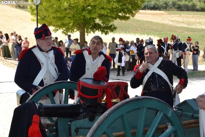 En im&aacute;genes: Almaz&aacute;n regresa a 1810 con la representaci&oacute;n de la batalla contra el ej&eacu