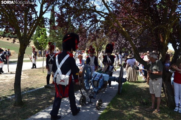 En im&aacute;genes: Almaz&aacute;n regresa a 1810 con la representaci&oacute;n de la batalla contra el ej&eacu