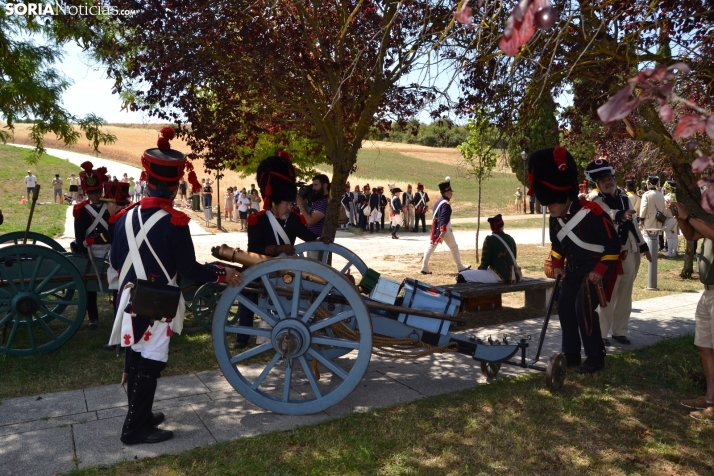 En im&aacute;genes: Almaz&aacute;n regresa a 1810 con la representaci&oacute;n de la batalla contra el ej&eacu