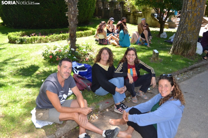 Fotos: El verm&uacute; del Enclave del Agua pone patas arriba La Dehesa