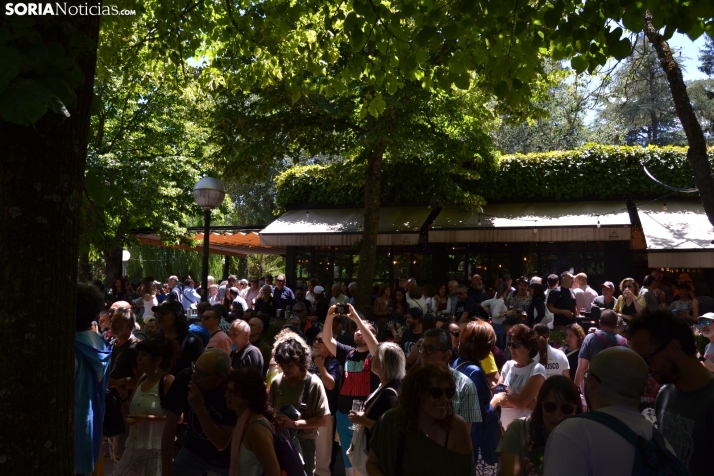 Fotos: El verm&uacute; del Enclave del Agua pone patas arriba La Dehesa