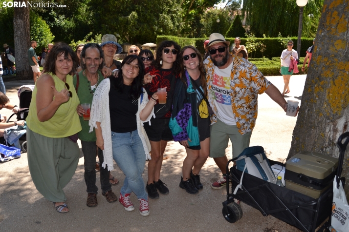Fotos: El verm&uacute; del Enclave del Agua pone patas arriba La Dehesa