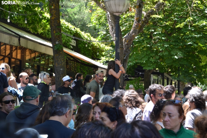Fotos: El verm&uacute; del Enclave del Agua pone patas arriba La Dehesa