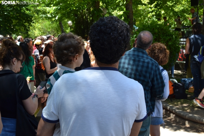 Fotos: El verm&uacute; del Enclave del Agua pone patas arriba La Dehesa