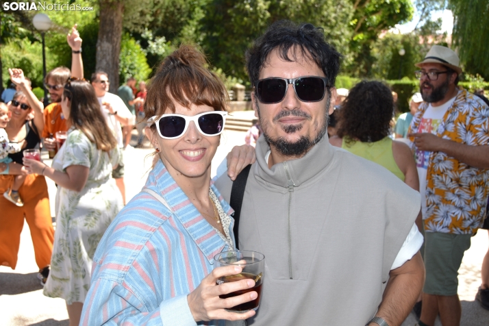 Fotos: El verm&uacute; del Enclave del Agua pone patas arriba La Dehesa