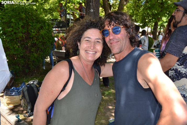 Fotos: El verm&uacute; del Enclave del Agua pone patas arriba La Dehesa