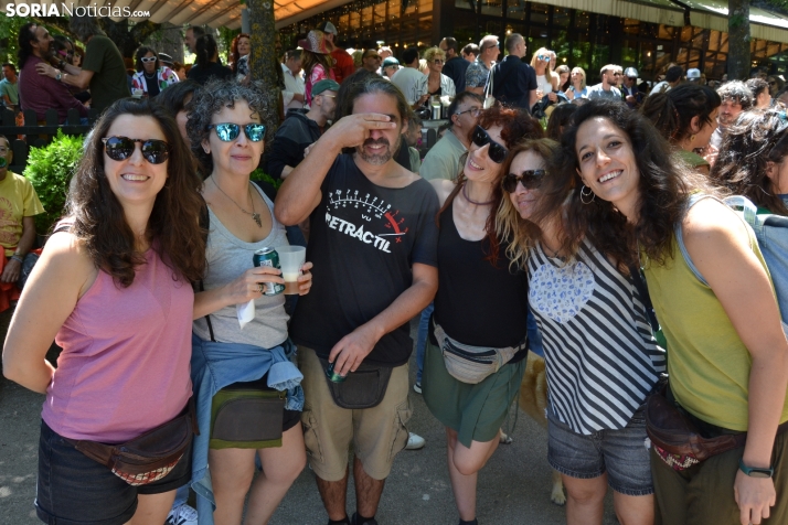 Fotos: El verm&uacute; del Enclave del Agua pone patas arriba La Dehesa