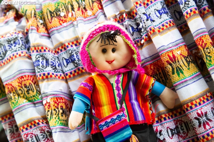 El ritmo y el color de Santiago de Bombori