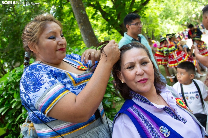El ritmo y el color de Santiago de Bombori