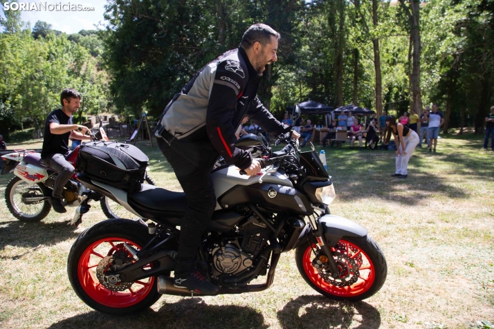 Encuentro motero en Santa Cruz de Yanguas