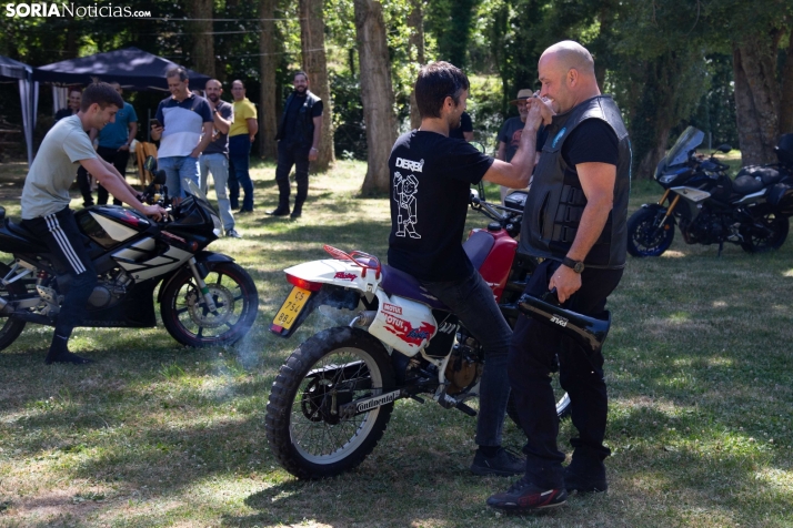 Encuentro motero en Santa Cruz de Yanguas