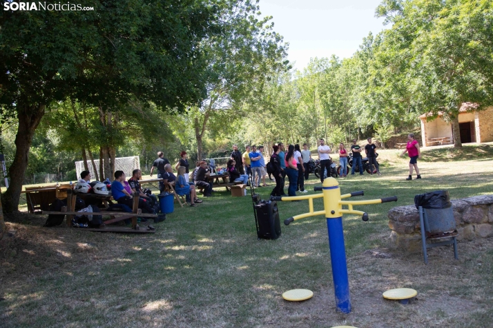 Encuentro motero en Santa Cruz de Yanguas