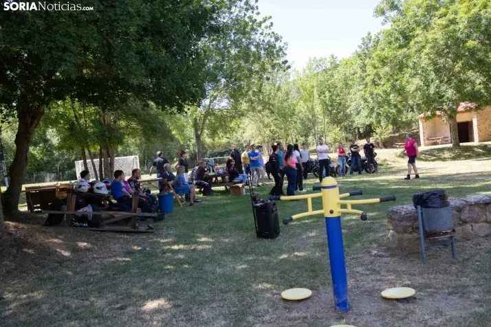 Encuentro motero en Santa Cruz de Yanguas