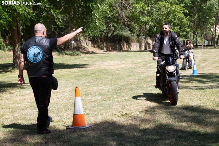 Encuentro motero en Santa Cruz de Yanguas