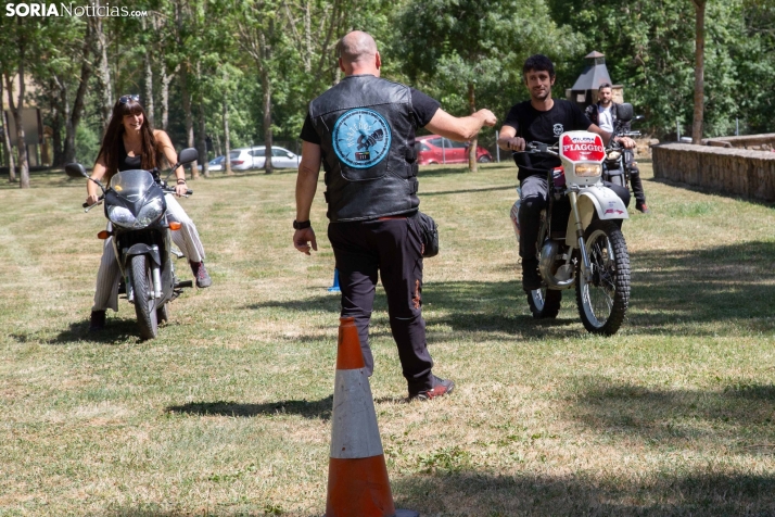 Encuentro motero en Santa Cruz de Yanguas