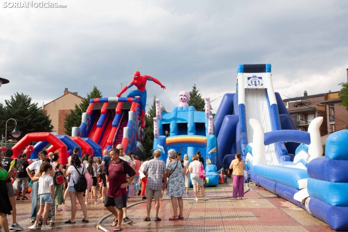 Fiesta de la espuma en Camaretas