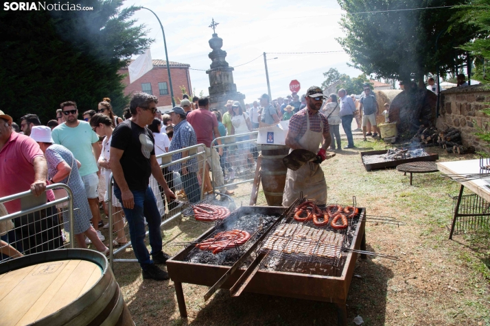 Mercado tradicional de Almarza 2025