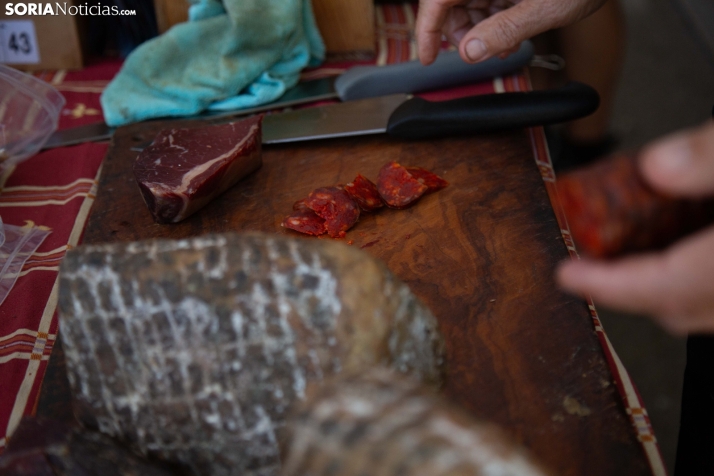 Mercado tradicional de Almarza 2025