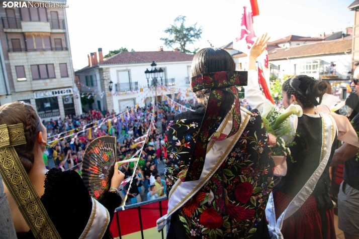 San Leonardo estalla en fiestas con el pregón