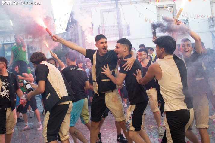 San Leonardo estalla en fiestas con el pregón