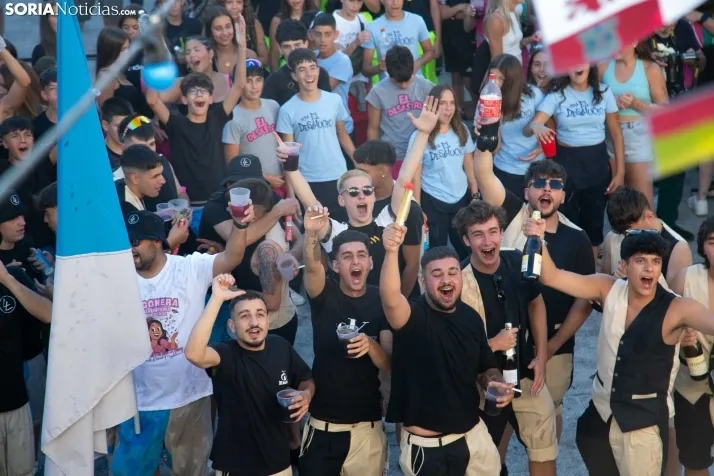 San Leonardo estalla en fiestas con el pregón