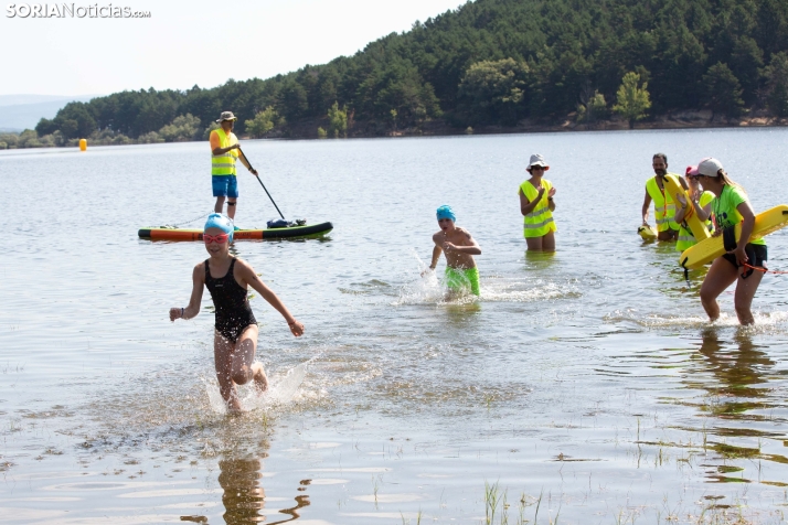 Travesía a nado en el Embalse de la Cuerda