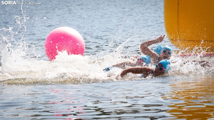 Travesía a nado en el Embalse de la Cuerda