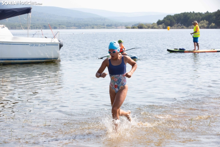 Travesía a nado en el Embalse de la Cuerda