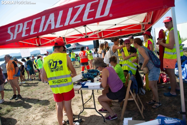 Travesía a nado en el Embalse de la Cuerda