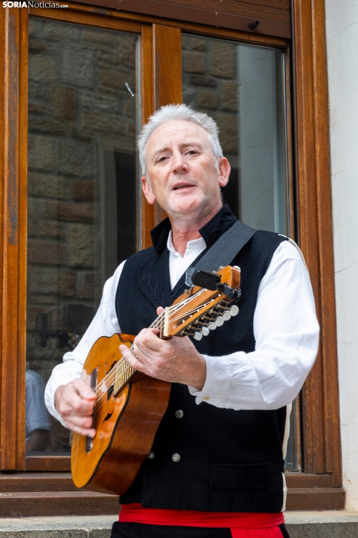 IX Certamen de Folklore de Duruelo de la Sierra./ Viksar Fotografía