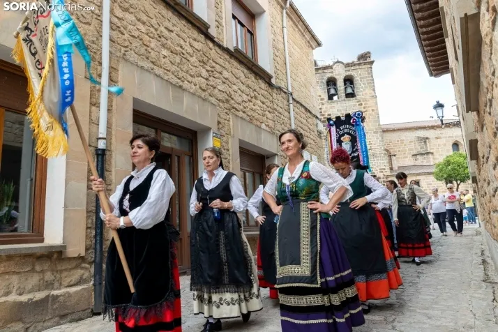 IX Certamen de Folklore de Duruelo de la Sierra./ Viksar Fotografía