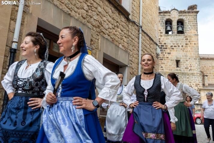 IX Certamen de Folklore de Duruelo de la Sierra./ Viksar Fotografía
