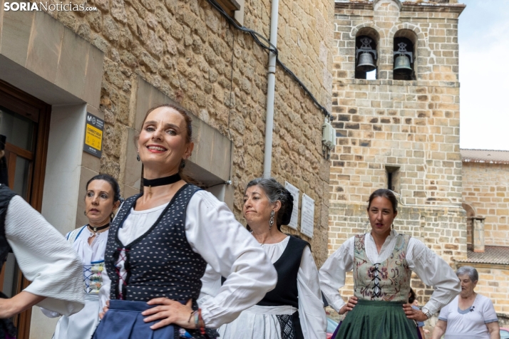 IX Certamen de Folklore de Duruelo de la Sierra./ Viksar Fotografía