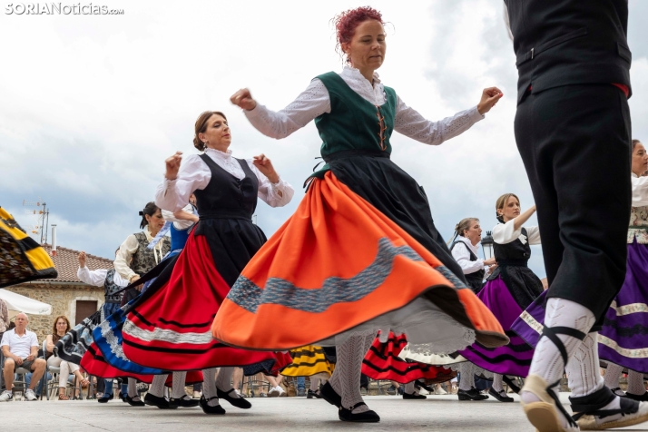 IX Certamen de Folklore de Duruelo de la Sierra./ Viksar Fotografía