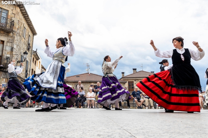 IX Certamen de Folklore de Duruelo de la Sierra./ Viksar Fotografía