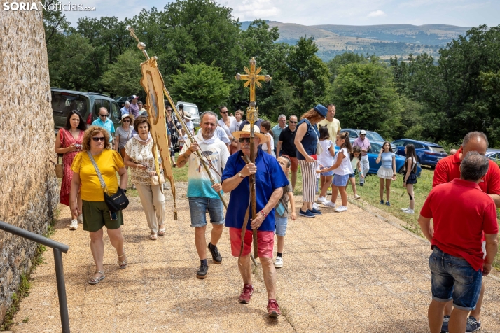 GALER&Iacute;A | Almarza celebra la tradicional romer&iacute;a de Santos Nuevos