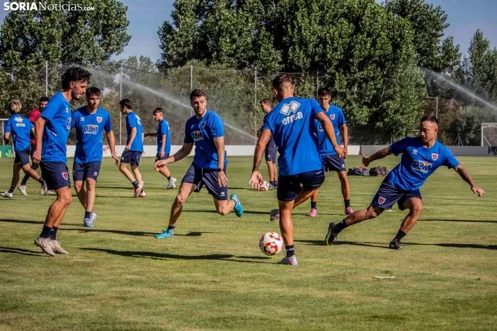En im&aacute;genes: El Numancia completa su primer entrenamiento de pretemporada